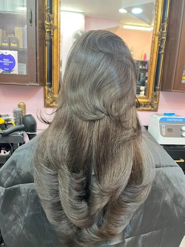 Patel Sisters Aesthetic Beauty Clinic — Beauty Salon in London